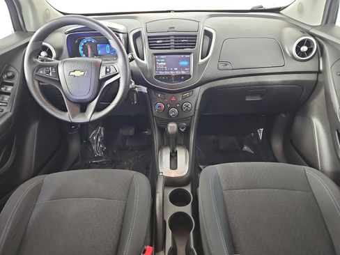 Used 2016 Chevrolet Trax LS AWD/4WD image 11