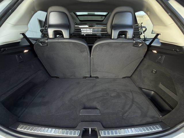 Used 2025 Volvo XC90 B6 Plus AWD/4WD image 31