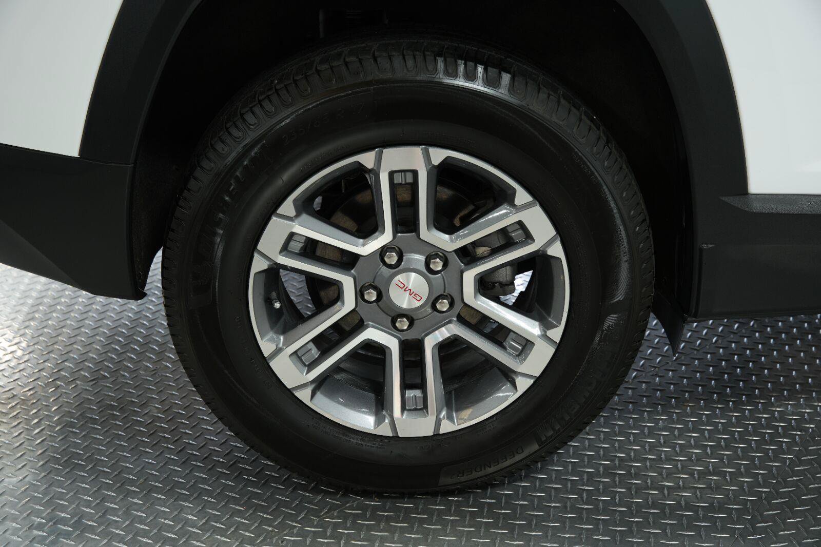 Used 2026 GMC Terrain Elevation AWD/4WD image 25