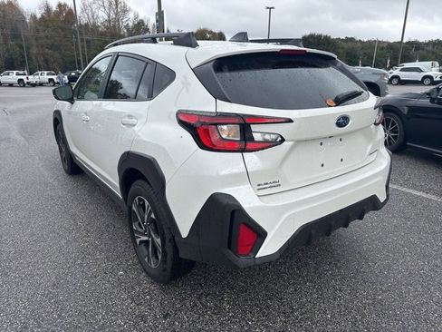 Used 2025 Subaru Crosstrek 2.0i Premium image 7