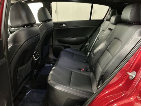 Used 2022 Kia Sportage Nightfall Edition image 31