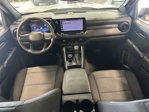Used 2024 Chevrolet Colorado Trail Boss w/ Advanced Trailering Package AWD/4WD image 15