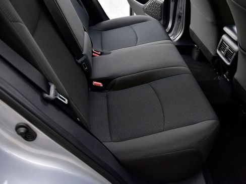 Used 2022 Toyota RAV4 LE image 13