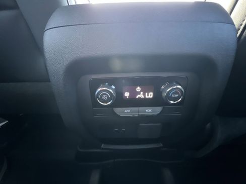 New 2026 Chevrolet Traverse LT image 20