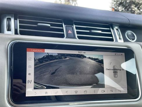 Used 2020 Land Rover Range Rover Long Wheelbase HSE image 26