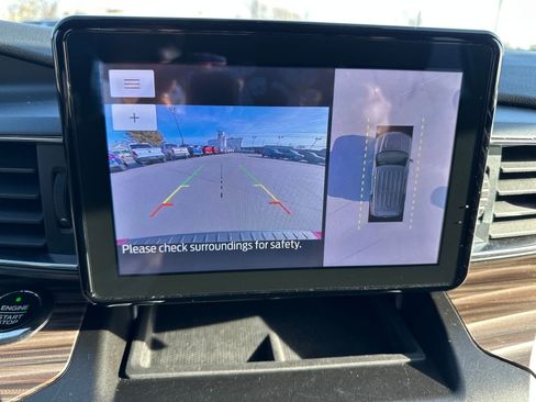 Used 2020 Ford Explorer Limited w/ Class III Trailer Tow Package image 15