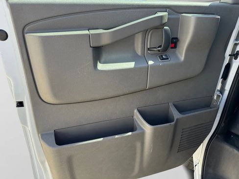 Used 2020 Chevrolet Express 2500 w/ Driver Convenience Package image 14