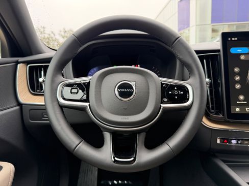 New 2026 Volvo XC60 B5 Core image 14