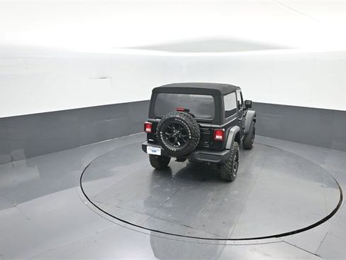Used 2022 Jeep Wrangler Willys image 27
