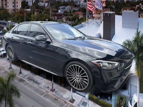 Used 2023 Mercedes-Benz C 300 Sedan image 10