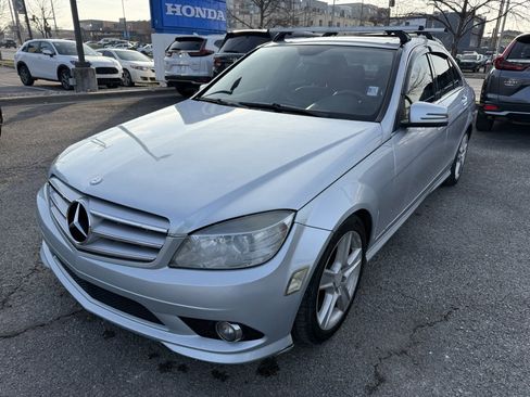 Used 2010 Mercedes-Benz C 300 Sedan image 10
