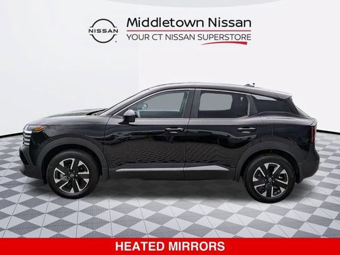 Certified 2025 Nissan Kicks SV AWD/4WD image 7