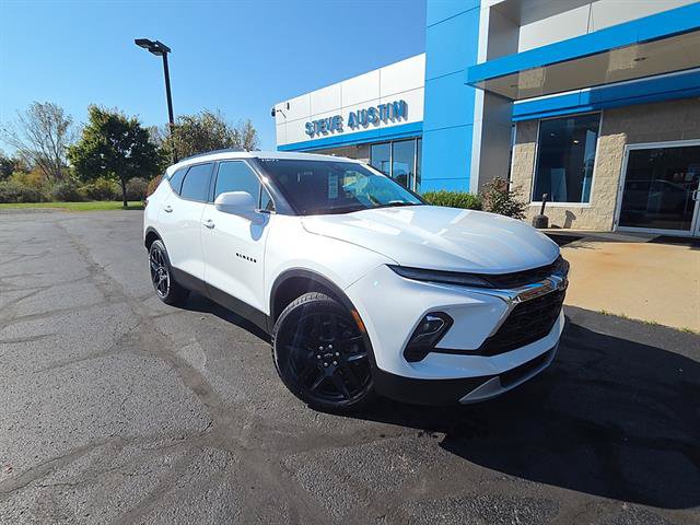 Used 2024 Chevrolet Blazer LT w/ Convenience Package FWD image 1