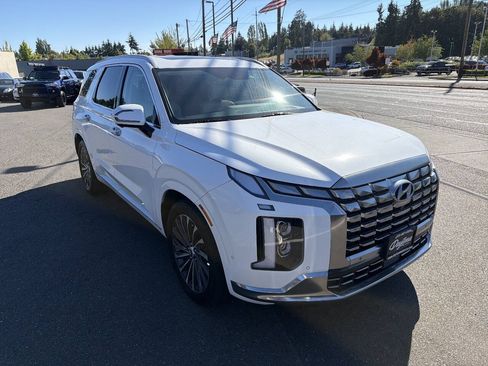 Used 2024 Hyundai Palisade Calligraphy AWD/4WD image 11