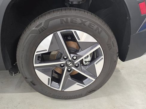 Used 2025 Hyundai Tucson SEL AWD/4WD image 32