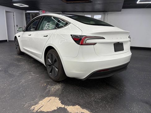 Used 2025 Tesla Model 3 Long Range image 8