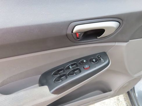 Used 2010 Honda Civic LX image 12