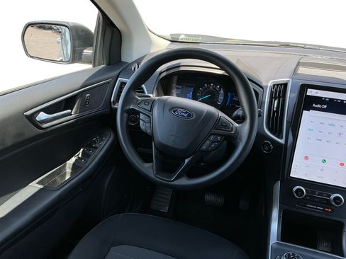 Used 2023 Ford Edge SE AWD/4WD image 11