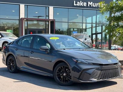 Used 2025 Toyota Camry SE