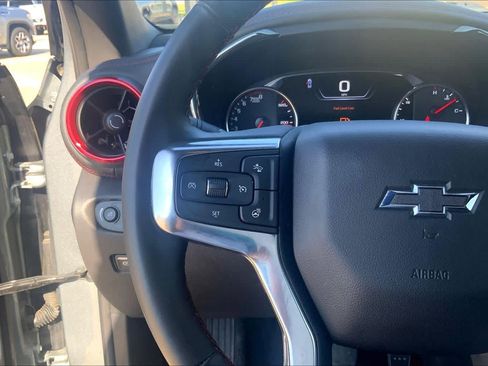 Used 2025 Chevrolet Blazer RS FWD image 23