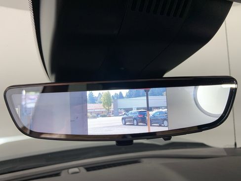 Used 2025 GMC Sierra 1500 Denali w/ Technology Package image 17