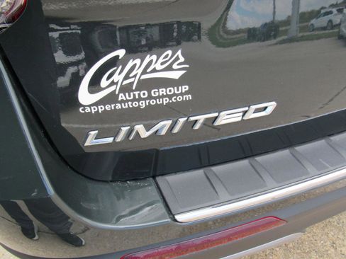 Used 2022 Ford Explorer Limited w/ Equipment Group 301A AWD/4WD image 37