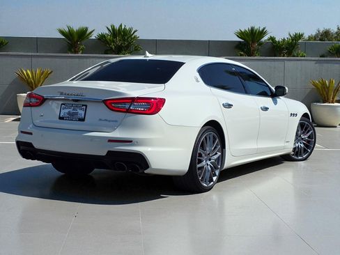 Used 2017 Maserati Quattroporte S GranSport image 12