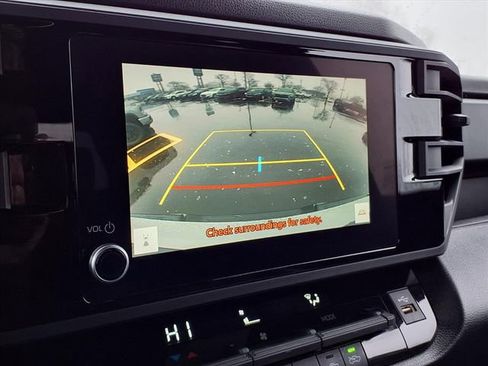 Used 2025 Toyota Tundra SR image 6