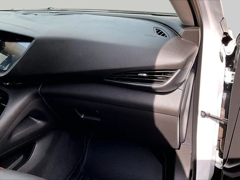 Used 2022 Buick Envision Essence w/ Sport Touring Package FWD image 19