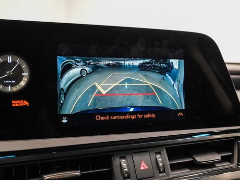 Used 2024 Lexus ES 300h w/ Premium Package FWD image 26