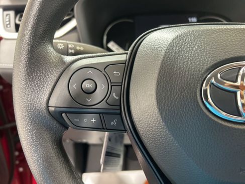 Used 2025 Toyota RAV4 XLE image 24