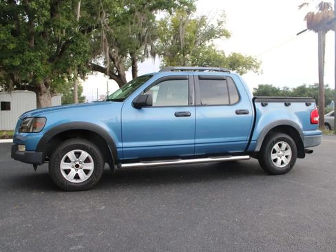 Used 2009 Ford Explorer Sport Trac XLT RWD image 3