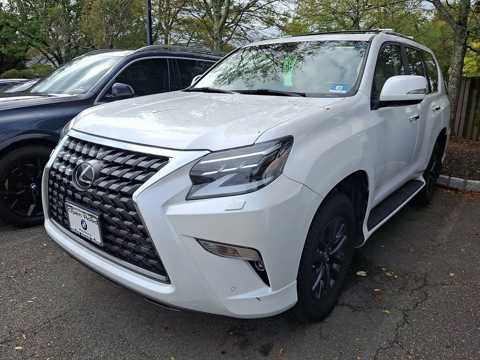 Used 2020 Lexus GX 460 Premium w/ Premium Package AWD/4WD image 3