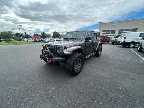 Used 2020 Jeep Wrangler Unlimited Rubicon AWD/4WD image 2