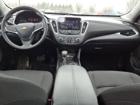 Used 2024 Chevrolet Malibu LT image 11