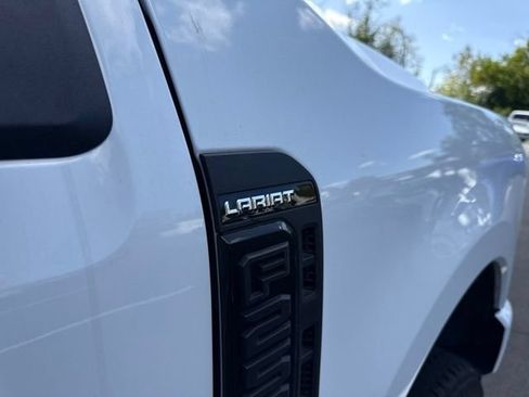 Used 2024 Ford F250 Lariat w/ Lariat Ultimate Package AWD/4WD image 7