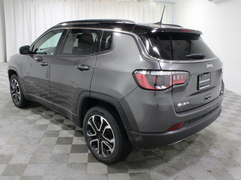 Used 2023 Jeep Compass Limited AWD/4WD image 26
