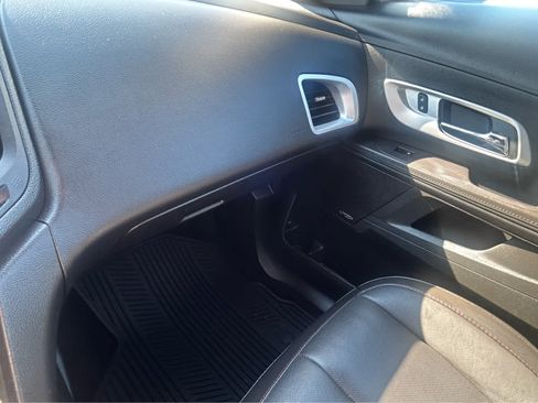 Used 2017 Chevrolet Equinox Premier w/ Enhanced Convenience Package FWD image 48
