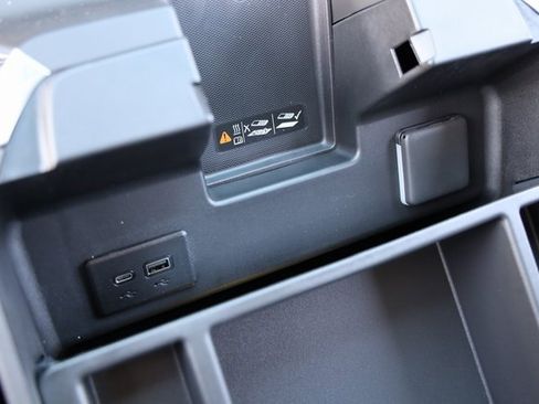 New 2026 GMC Sierra 1500 SLT image 22