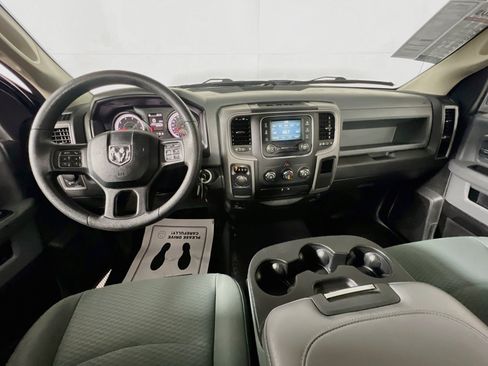 Used 2018 RAM 1500 Express RWD image 27