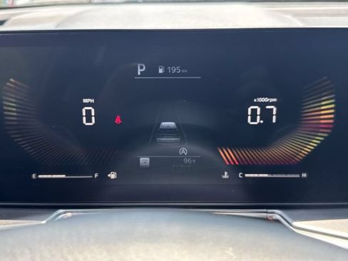 Used 2024 Kia Sorento S FWD image 28