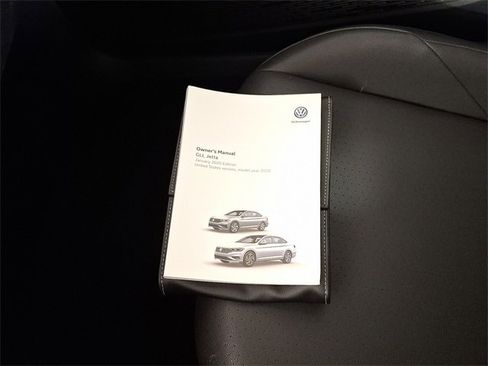 Used 2020 Volkswagen Jetta SE image 26