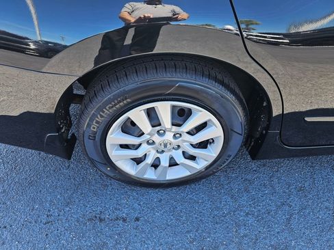 Used 2015 Nissan Altima 2.5 S w/ Power Driver Seat Package FWD image 9