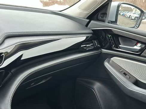 Certified 2022 Acura MDX SH-AWD w/ Advance Package image 20