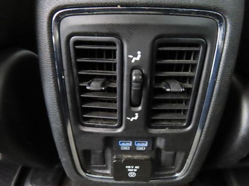 Used 2021 Jeep Grand Cherokee Limited w/ Quick Order Package 2GK 80th image 35