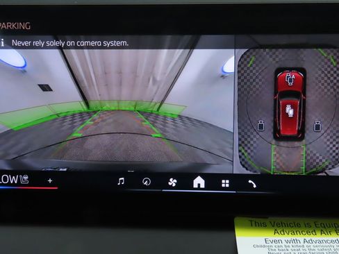 Used 2025 BMW X3 xDrive30i w/ Premium Package image 17