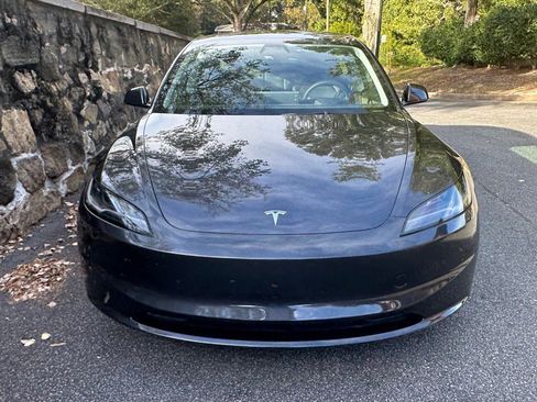 Used 2024 Tesla Model 3 image 5