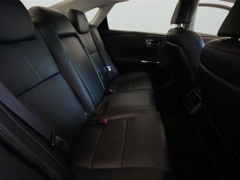 Used 2013 Toyota Avalon XLE Touring FWD image 13
