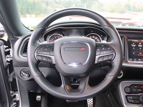 Used 2018 Dodge Challenger R/T Scat Pack image 12