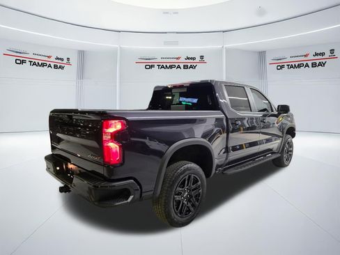 Used 2024 Chevrolet Silverado 1500 ZR2 AWD/4WD image 7